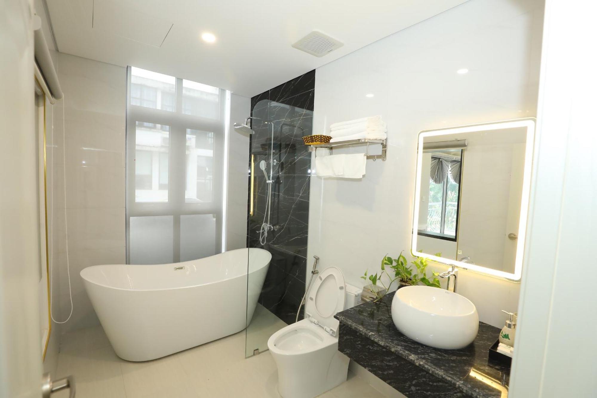 Vp Hotel Luxury Hanoi Esterno foto